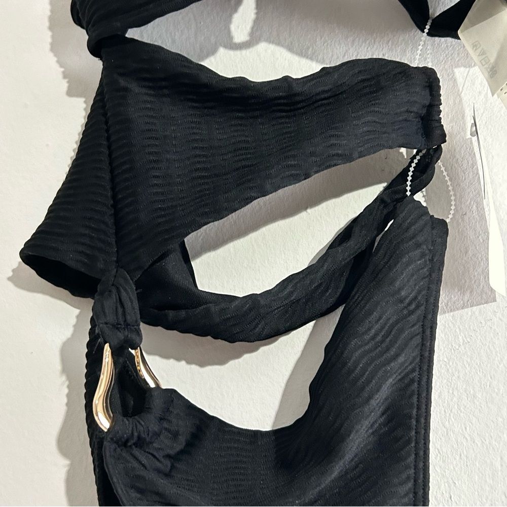 Abercrombie & Fitch Black Cut Out Gold Hardware One Piece Swimsuit XXS - Picture 5 of 11
